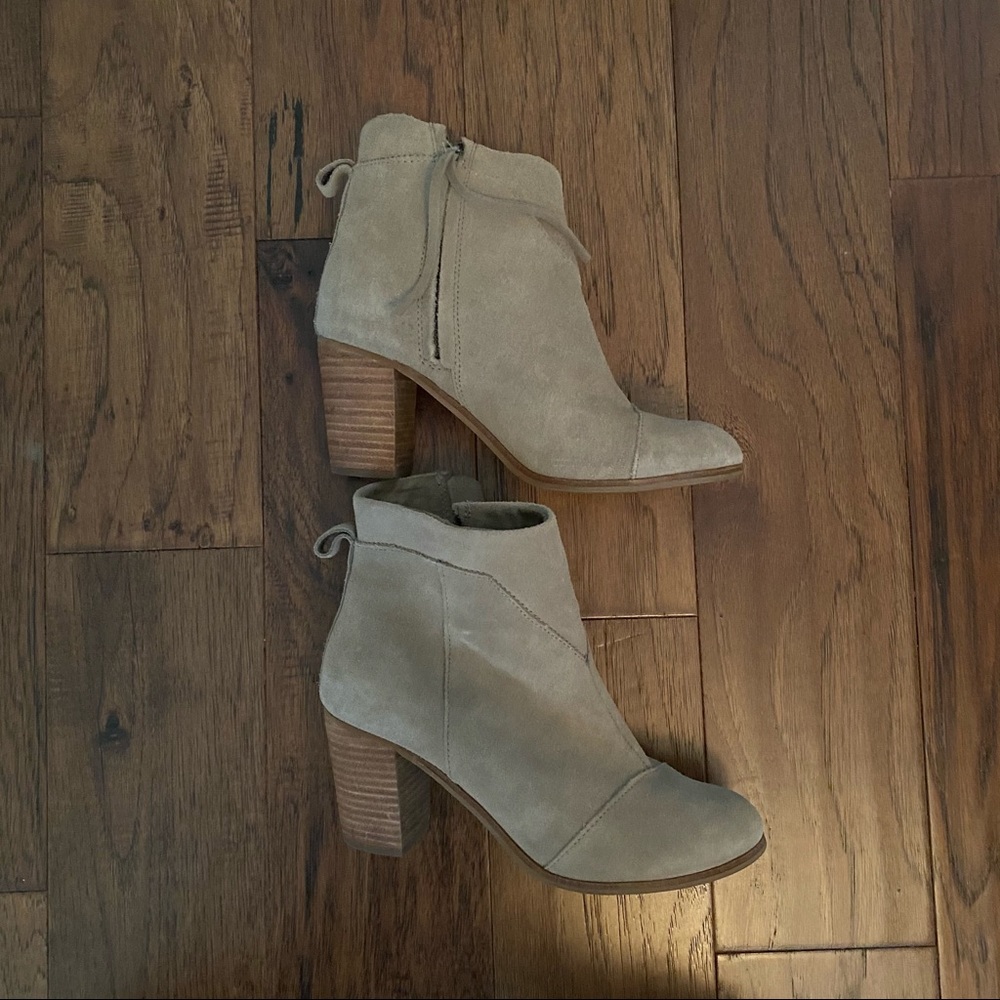 Tom’s Tan Suede Heeled Booties
